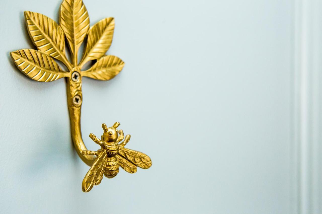 بريدغنورث The Golden Lion Inn المظهر الخارجي الصورة